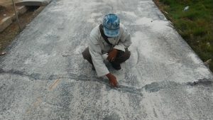 Proyek Semenisasi Di Dumai Diduga Dikerjakan Asal Jadi